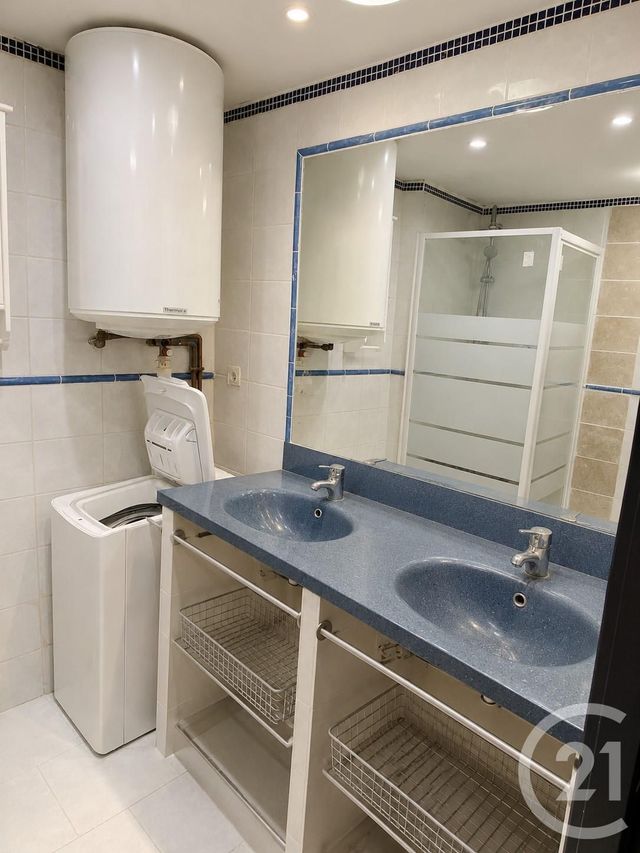 Appartement T3 à vendre - 3 pièces - 40.0 m2 - DIGNE LES BAINS - 04 - PROVENCE-ALPES-COTE-D-AZUR - Century 21 Grand Maison
