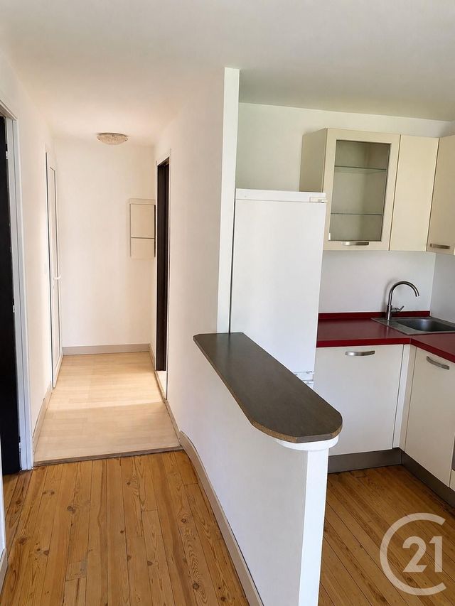 Appartement T3 à vendre - 3 pièces - 40.0 m2 - DIGNE LES BAINS - 04 - PROVENCE-ALPES-COTE-D-AZUR - Century 21 Grand Maison