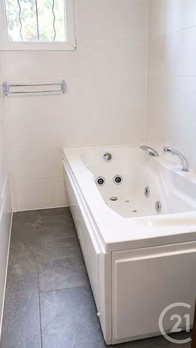 maison à vendre - 7 pièces - 107.6 m2 - MIRABEAU - 04 - PROVENCE-ALPES-COTE-D-AZUR - Century 21 Grand Maison