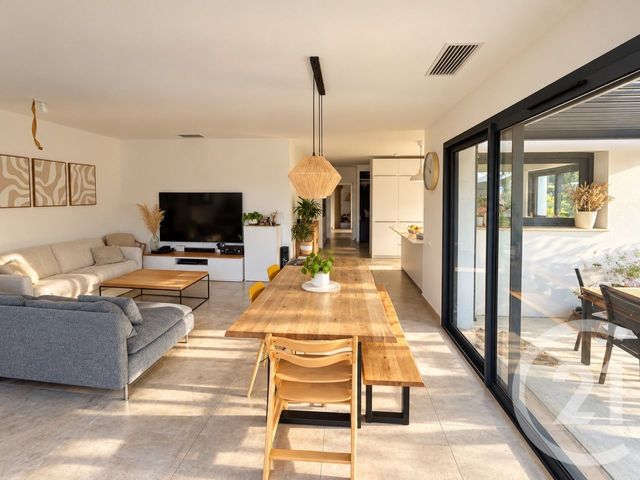 maison à vendre - 5 pièces - 134.6 m2 - LE BRUSQUET - 04 - PROVENCE-ALPES-COTE-D-AZUR - Century 21 Grand Maison
