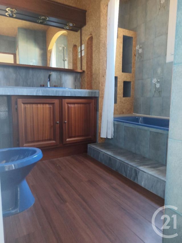 Appartement à vendre - 5 pièces - 117.0 m2 - DIGNE LES BAINS - 04 - PROVENCE-ALPES-COTE-D-AZUR - Century 21 Grand Maison
