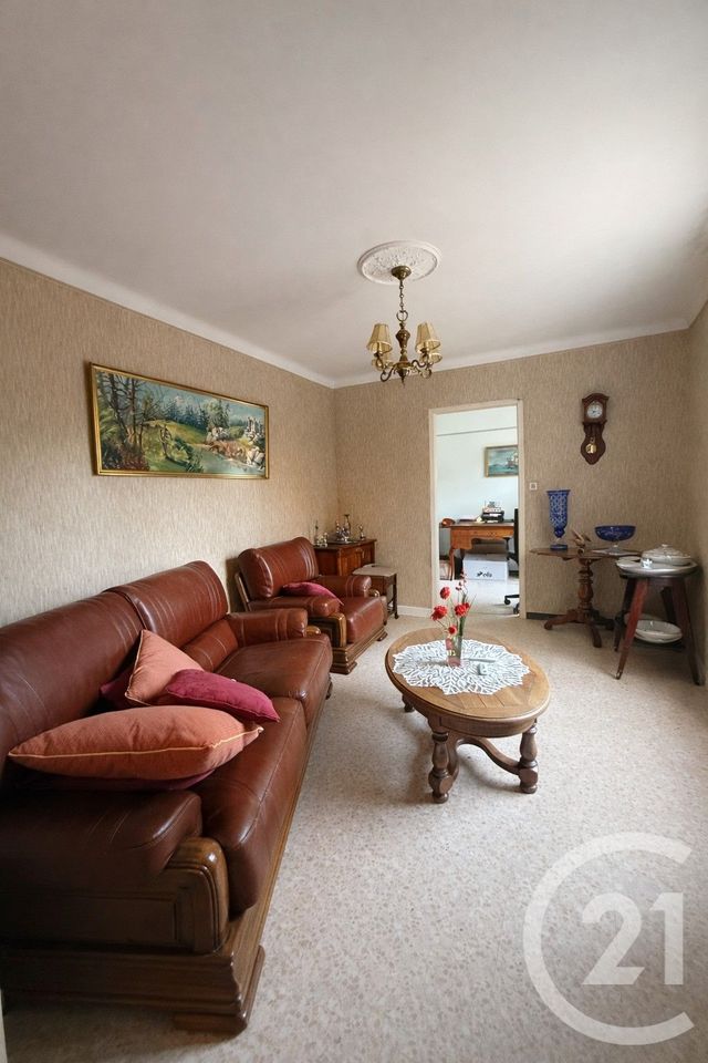 maison à vendre - 5 pièces - 130.0 m2 - LE PUY STE REPARADE - 13 - PROVENCE-ALPES-COTE-D-AZUR - Century 21 Grand Maison