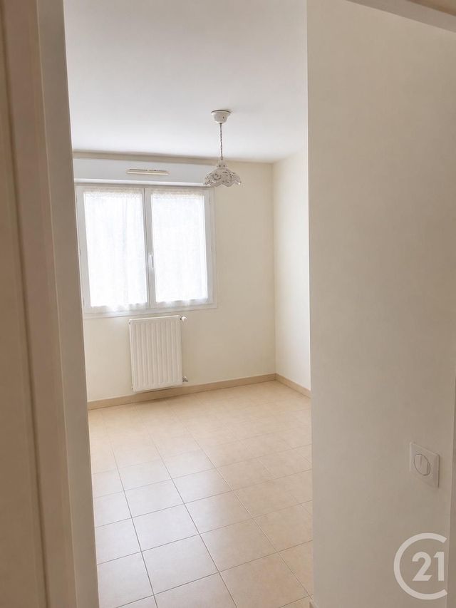 Appartement à vendre - 3 pièces - 66.21 m2 - DIGNE LES BAINS - 04 - PROVENCE-ALPES-COTE-D-AZUR - Century 21 Grand Maison